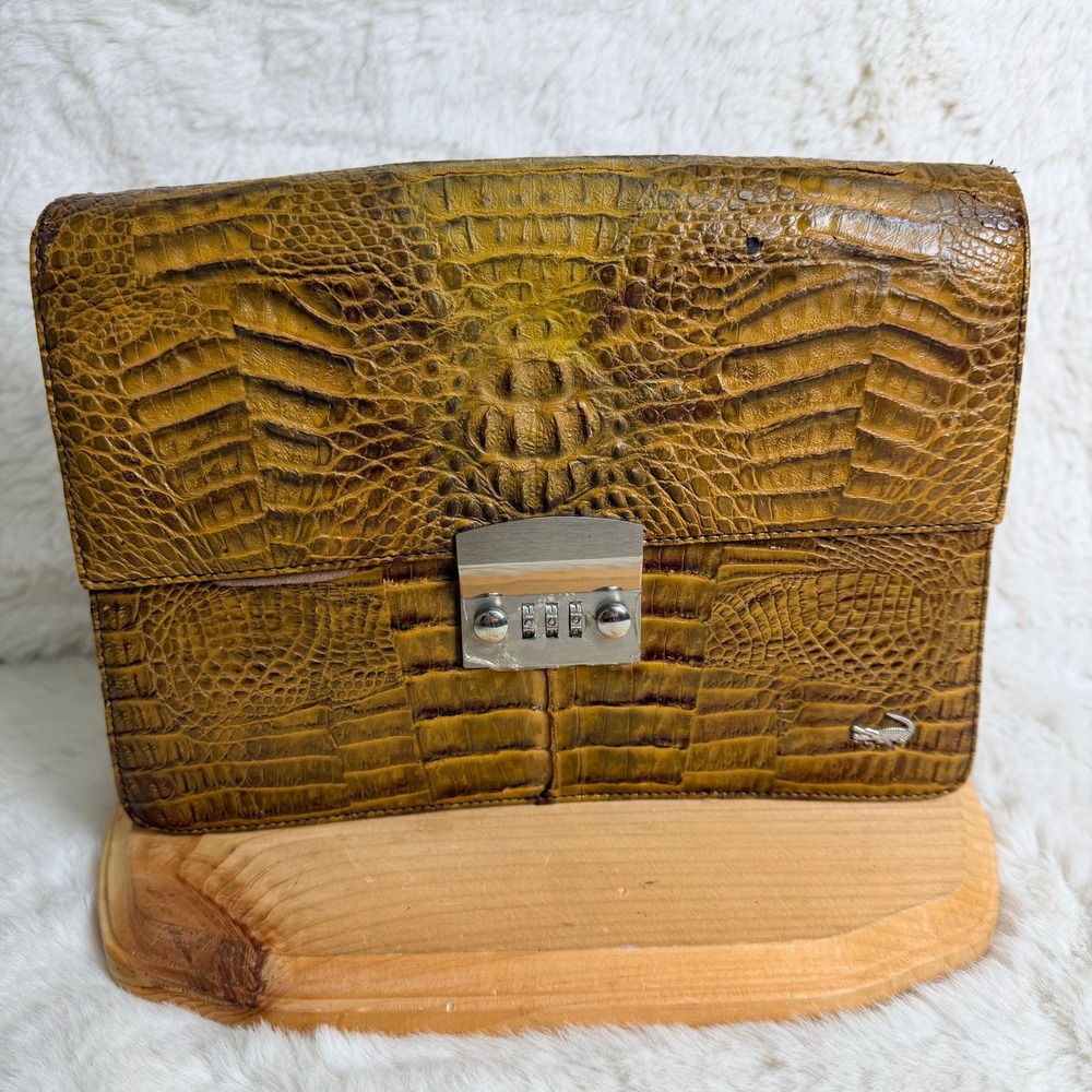 Cortelo Yellow Hornback Crocodile Skin Clutch Bag Working Lock & Keychain VTG
